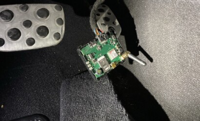 GPS маячок зі слотом під sim-карту